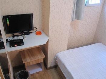 Wuhan Wansongyuan Guoshun Hostel Zewnętrze zdjęcie